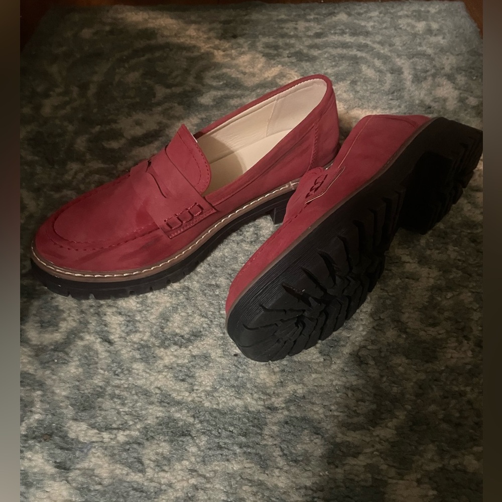 Retro loafers